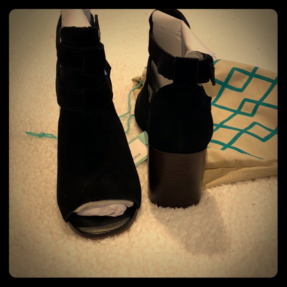 Riley Cutout Suede Heeled Bootie